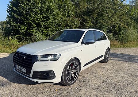 Audi SQ7 4.0 quattro Standheizung/B&O/Motor 1100km!!