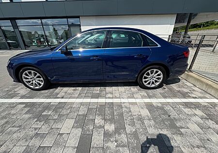 Audi A4 2.0 TFSI ultra sport sport