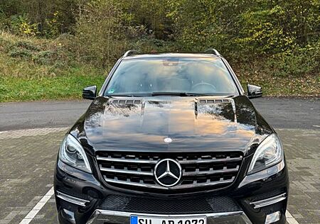 Mercedes-Benz ML 350 Mercedes Benz BlueTEC 4MATIC -