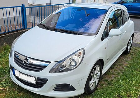 Opel Corsa 1.4 Sport OPC-Paket (90PS)