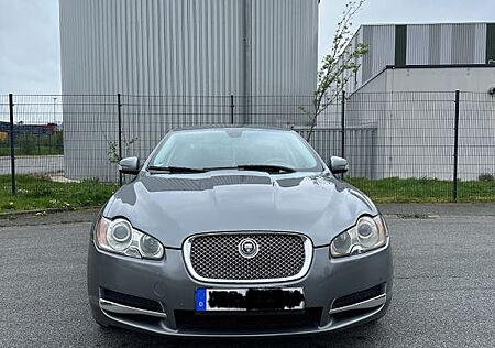 Jaguar XF 2.7 L V6 Diesel Premium Luxury Premium Luxury