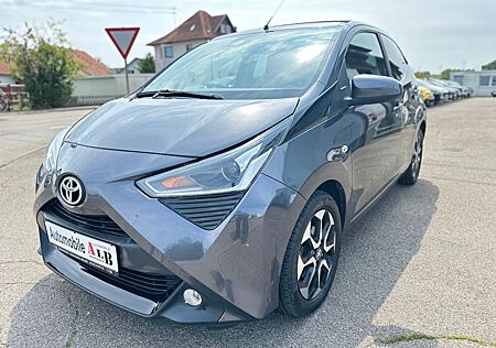 Toyota Aygo (X) -play Team D *1.HD*AUTOMATIK*KAMERA*5-TRG*