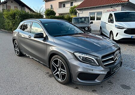 Mercedes-Benz GLA 200 AMG-Line Night Paket