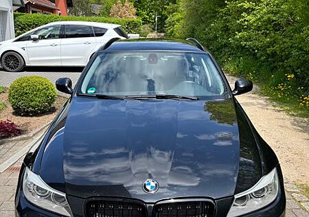 BMW 320D E91 Facelift Schwarz