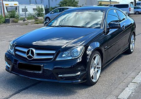 Mercedes-Benz C 180 Coupe AMG-Line