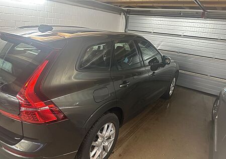 Volvo XC 60 XC60 D5 AWD Momentum Geartronic Momentum