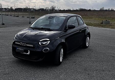 Fiat 500E Action, 95 PS, One Pedal Drive