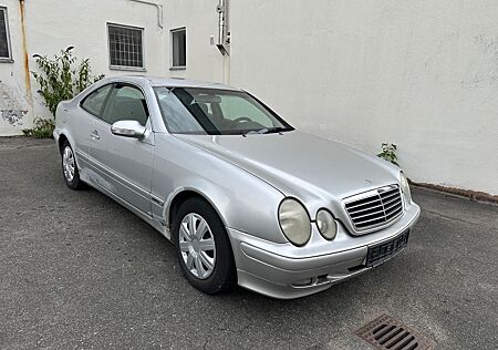 Mercedes-Benz CLK 200 SPORT