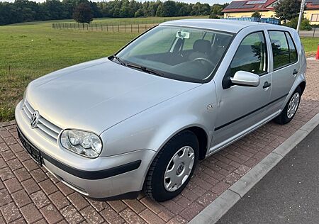 VW Golf Volkswagen 1.4 Special Klima 78tkm