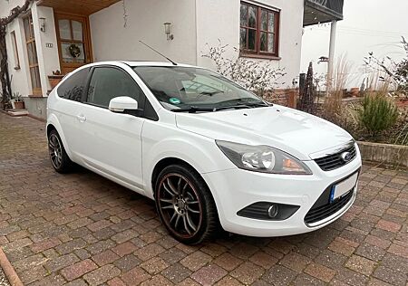 Ford Focus 2,0 Titanium Titanium