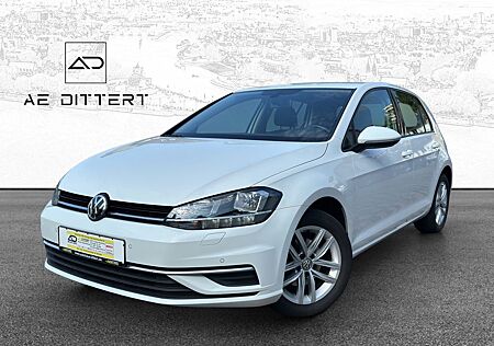 VW Golf Volkswagen VII Lim. +SHZ+PDC+AAC+