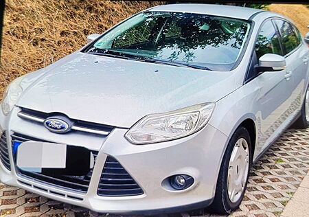 Ford Focus Mk3 1.6 Automatik Top Zustand