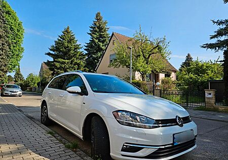 VW Golf Volkswagen 1.6 TDI DSG Join Variant Join mit Navi