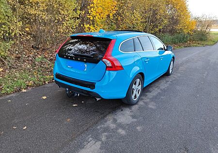 Volvo V60 D5 Summum Kupplung NEU 8 Fach Standheizung