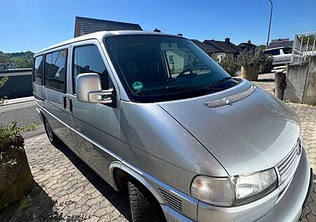 VW T4 Caravelle Volkswagen 2,8-l-Otto V6 Automatik Standard