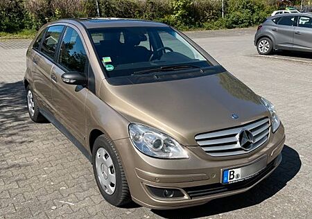 Mercedes-Benz B 170 - Benziner, TÜV neu bis 04/2027