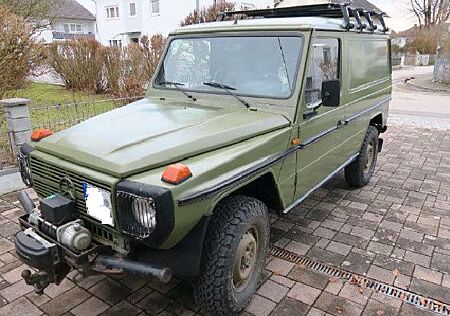 Mercedes-Benz G 240 GD 240
