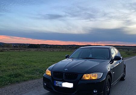 BMW 318i -