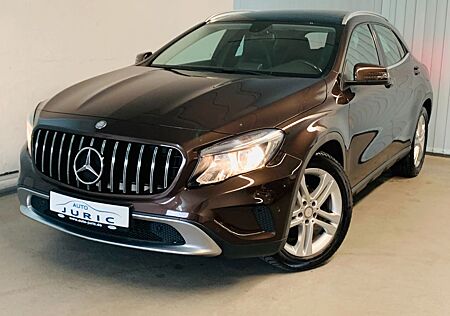 Mercedes-Benz GLA 200 CDI / d Aut°PANORAMA°SHZ°KAMERA°2.Hd°