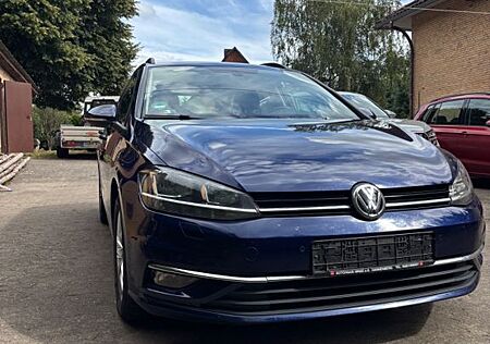 VW Golf Volkswagen 1.6 TDI DSG