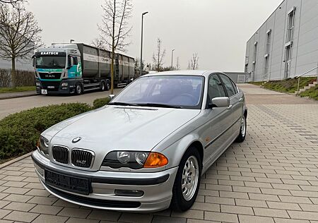 BMW 323i Lim. Xenon, Sportfahrwerk, Navi