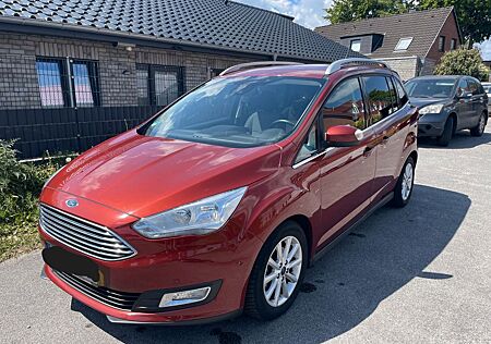 Ford C-Max 2,0TDCi 110kW Titanium