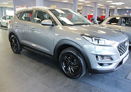 Hyundai Tucson 1.6 GDi 2WD AHK + Navi + Kamera + AHK