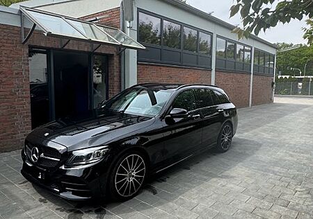 Mercedes-Benz C 220 d T Autom. hud, pano, amg