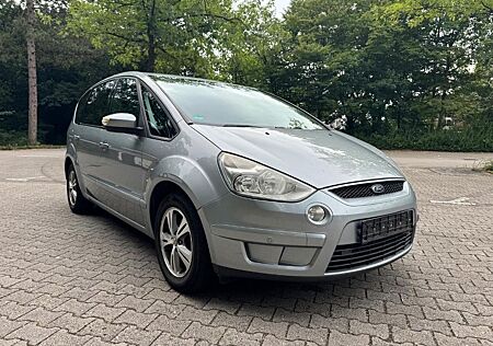 Ford S-Max 2,0 TDCi 103kW DPF Ambiente Ambiente