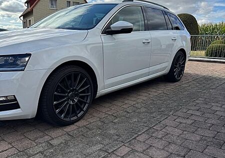 Skoda Octavia 2.0 TDI DSG Ambition Combi