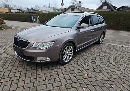 Skoda Superb Combi Elegance 4x4