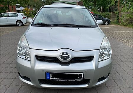 Toyota Corolla Verso 2.2-l-D-4D 7.Sitzer*Klimaautom*AHK