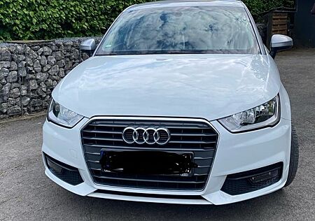 Audi A1 1.0 TFSI ultra Sportsback