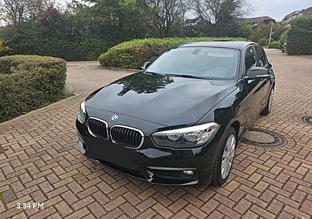 BMW 118i -Advantage Navi Temp Led