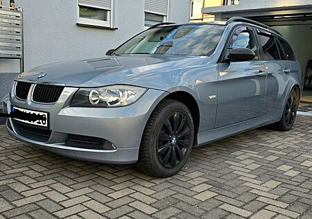 BMW 318i touring -