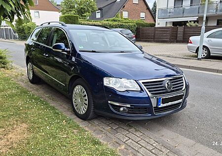 VW Passat Variant Volkswagen 2.0 TDI DPF 81kW Comfortline ...