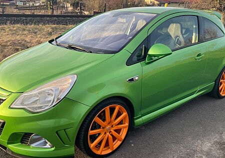 Opel Corsa 1.6 Turbo OPC Nürburgring Edition TÜV NEU