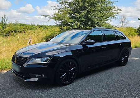 Skoda Superb 2.0 TDI DSG 4x4 Standheizung Canton AHK