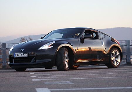Nissan 370Z 3.7 -