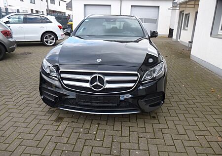 Mercedes-Benz E 350 E 350d T 4Matic AMG Paket, Vollausstattung