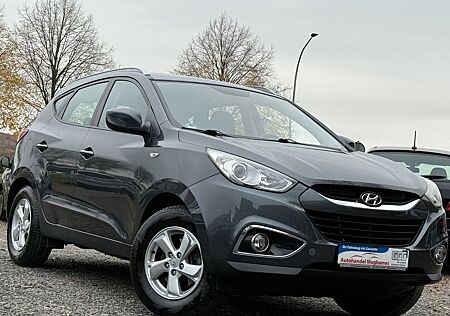 Hyundai ix35 Comfort 2.0*Tüv-Neu*1.Hand*AHK*Klima*SHZ*