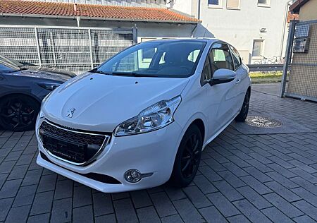 Peugeot 208 1.2