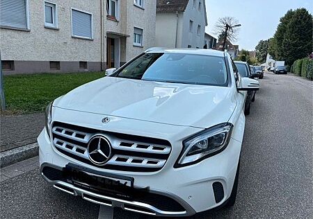 Mercedes-Benz GLA 200 - Urban Line