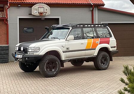 Toyota Land Cruiser gebraucht kaufen Toyota Land Cruiser 4.5 24 Station Wagon Special Au...