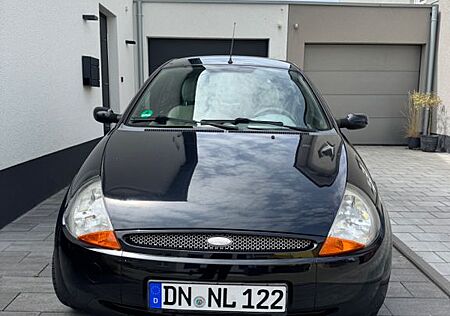 Ford Ka * Klima * Frontscheibenheizung * Vollleder