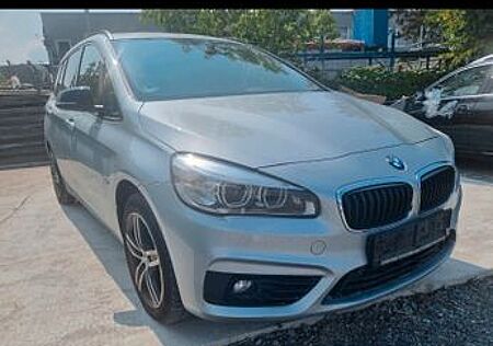 BMW 2er 218 Gran Tourer 218d Sport Line Sport Line