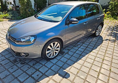 VW Golf Volkswagen 1.6 TDI BlueMotion