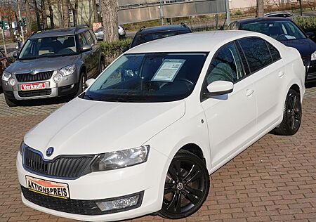 Skoda Rapid Elegance 105PS Navi Sitzheiz Klimaaut DAB