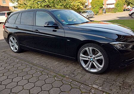 BMW 328i xDrive Touring Sport Line Sport Line