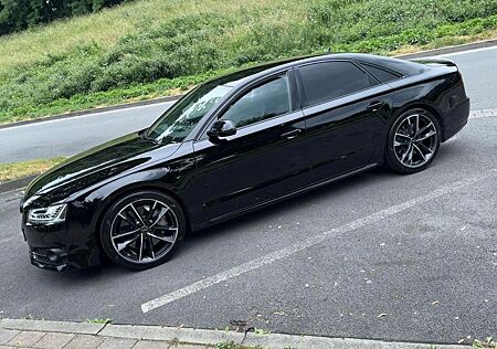 Audi S8 4.0 TFSI plus tiptronic quattro -